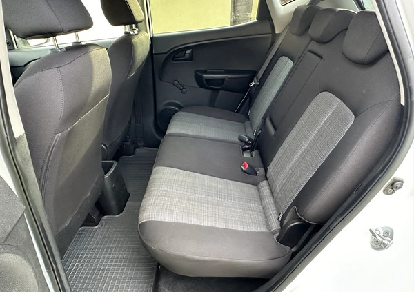 Kia Venga cena 26400 przebieg: 126000, rok produkcji 2010 z Pyskowice małe 596